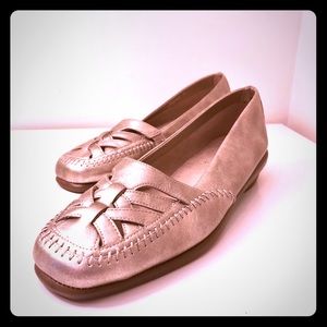 Aerosoles wedge loafer gold metallic ⭐️